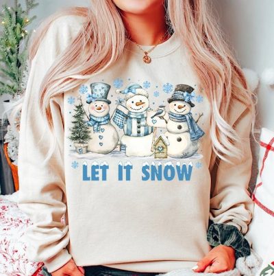 Coquette Snowman Christmas T-Shirt – Let It Snow Retro Winter Basics Sweatshirt Cozy Season Retro Christmas Clothing Unisex